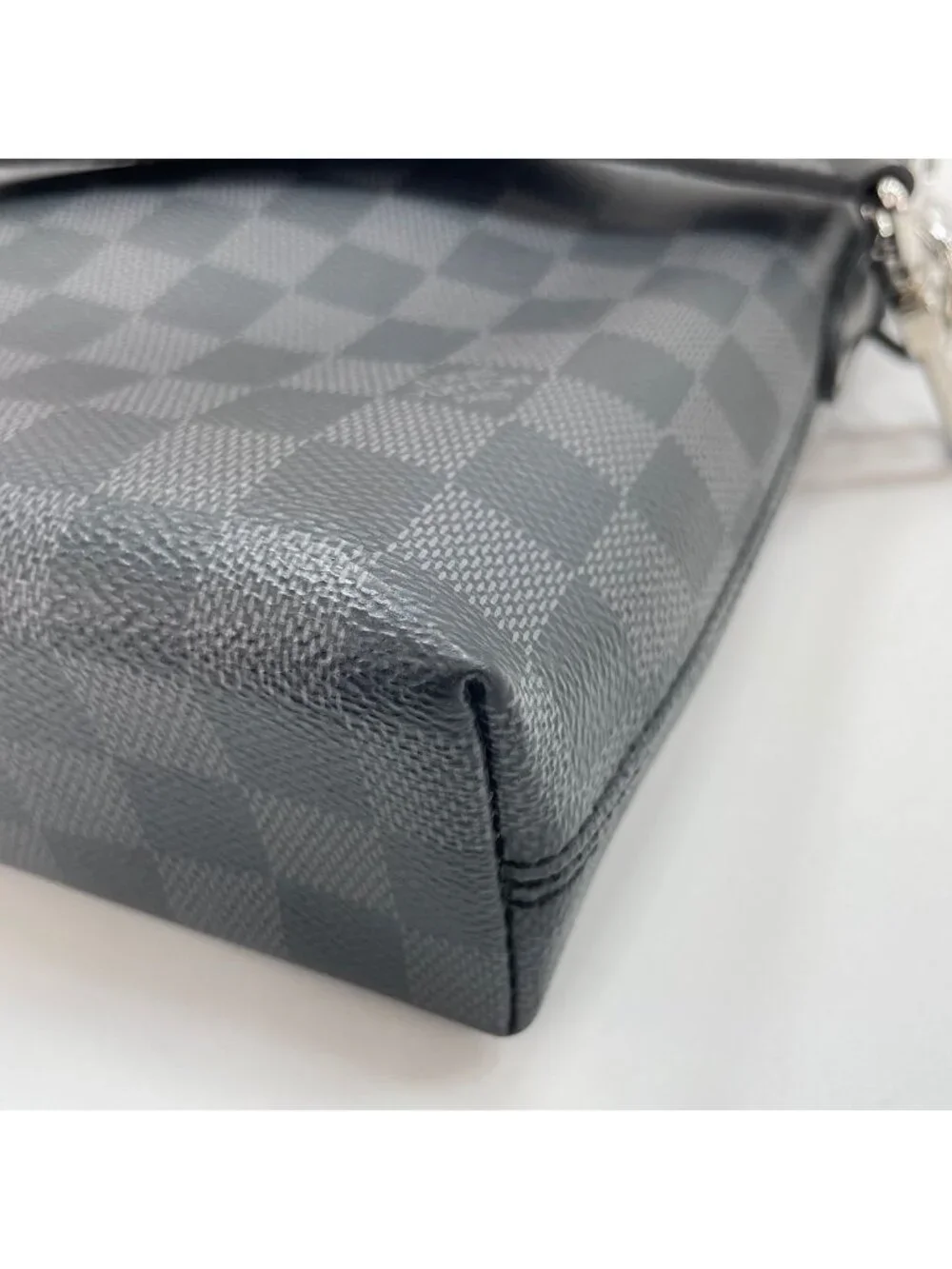 Louis Vuitton Handbag Porte Documents Jour NM